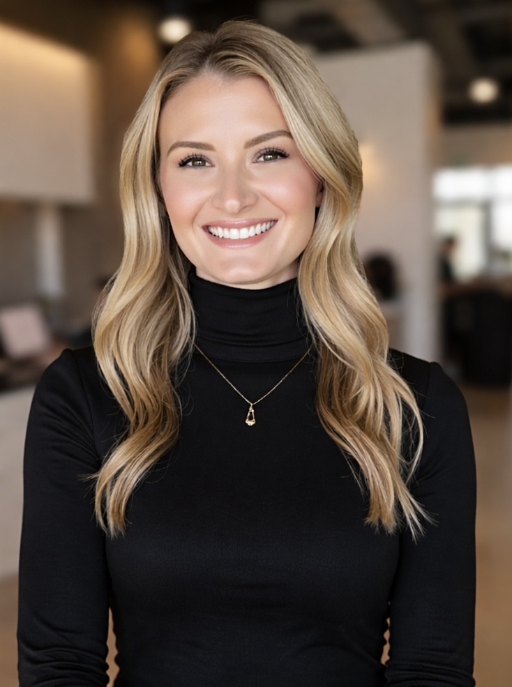 Summer, RN, BSN, Co-Founder of Full Prac healthcare marketing agency in Scottsdale Arizona